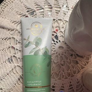 NEW BATH & BODY WORKS Aromatherapy Eucalyptus + Spearmint Moisturizing Body Wash